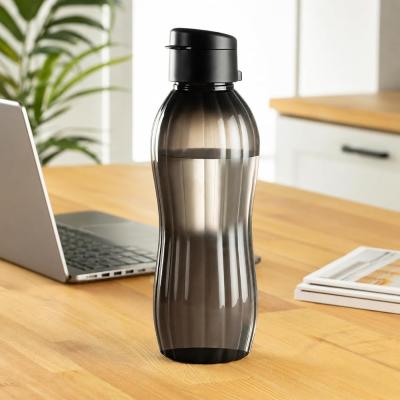 900 ml Matara Sporcu Suluk, BPA Free Sızdırmaz Su Şişesi, Mat Görünümlü Antrasit Renk Spor Outdoor Okul Ofis Kullanımına Uygun