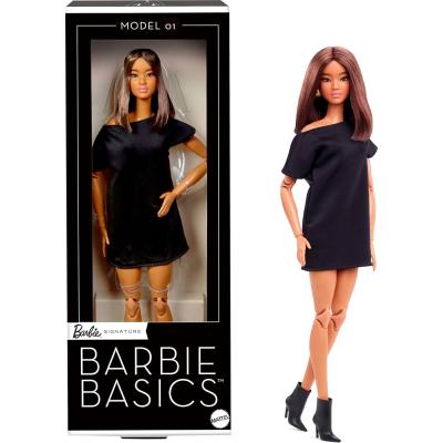 BARBIE BASICS™ Koleksiyon Moda Bebekler - Kumral Kısa Saçlı Barbie Basics koleksiyona uygun bebek, siyah elbisesi ve sivri burunlu botlarıyla kahverengi saçlı Model 01 JBH72