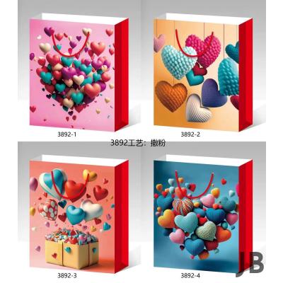 Büyük Boy Kalp Desenli Karton Çanta