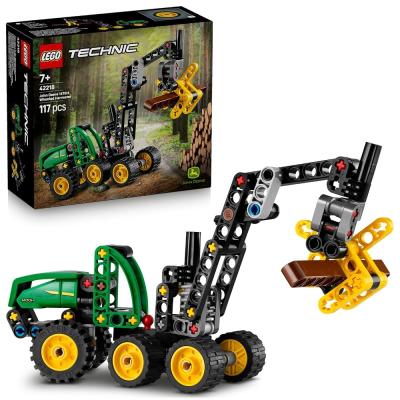 LEGO Technic John Deere 1470H Tekerlekli Orman Makinesi 42218