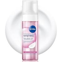 NIVEA Yüz Yıkama Köpüğü Yatıştırıcı 150 ml, Kuru Ciltler, Derinlemesine Yüz Temizleme, Doğal Badem Yağı ile Cilt Bakım