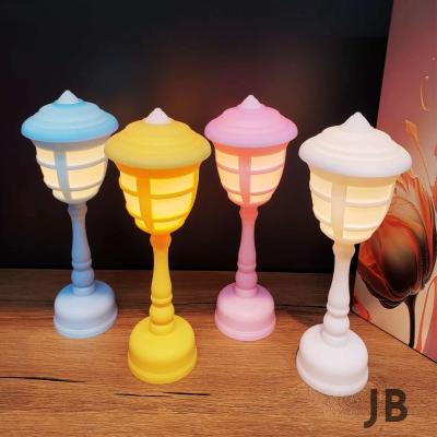 Renkli Sokak Lambası Tasarımlı Led Işık