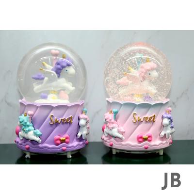 Unicorn İçi Dönmeli Püskürtmeli Işıklı Müzikli Kar Küresi Büyük Boy Alk3040